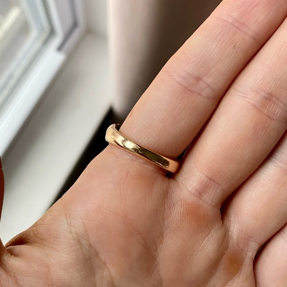 Golden Swirl Ring Thick Style Gold Luxe Fashion Trendy y2k - Picture 3 of 4